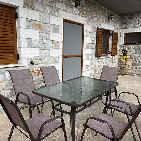 Casa Koutrea Apartment *